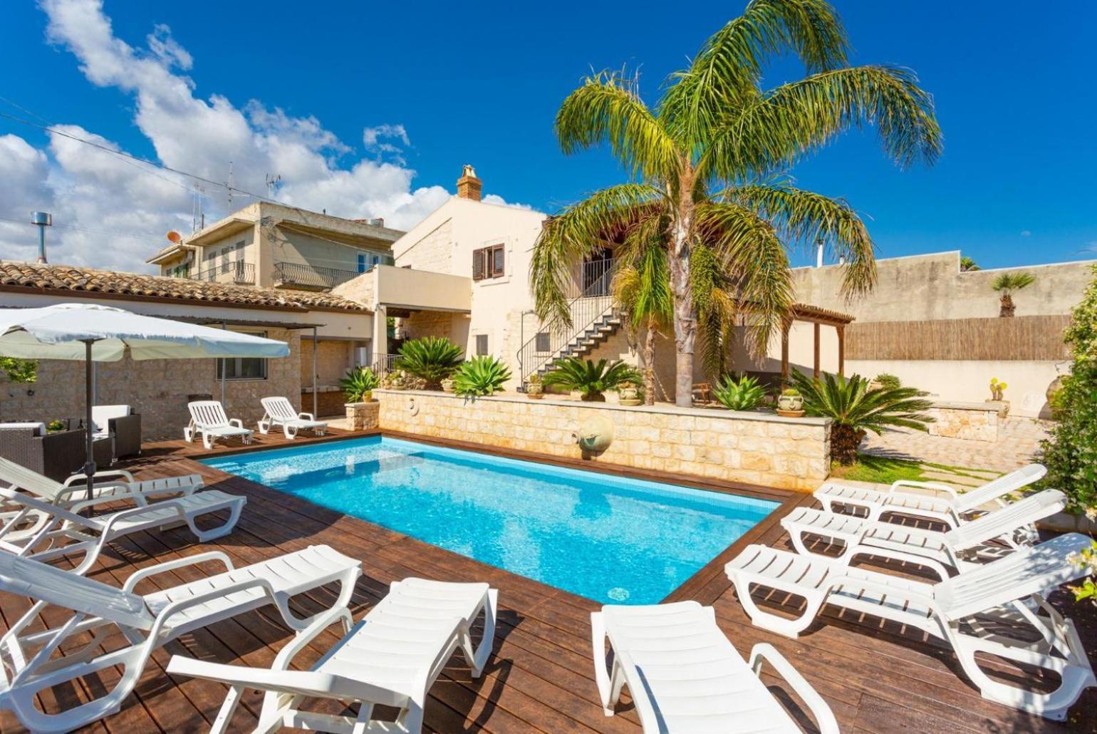 Villa Aziz Scicli Exteriör bild